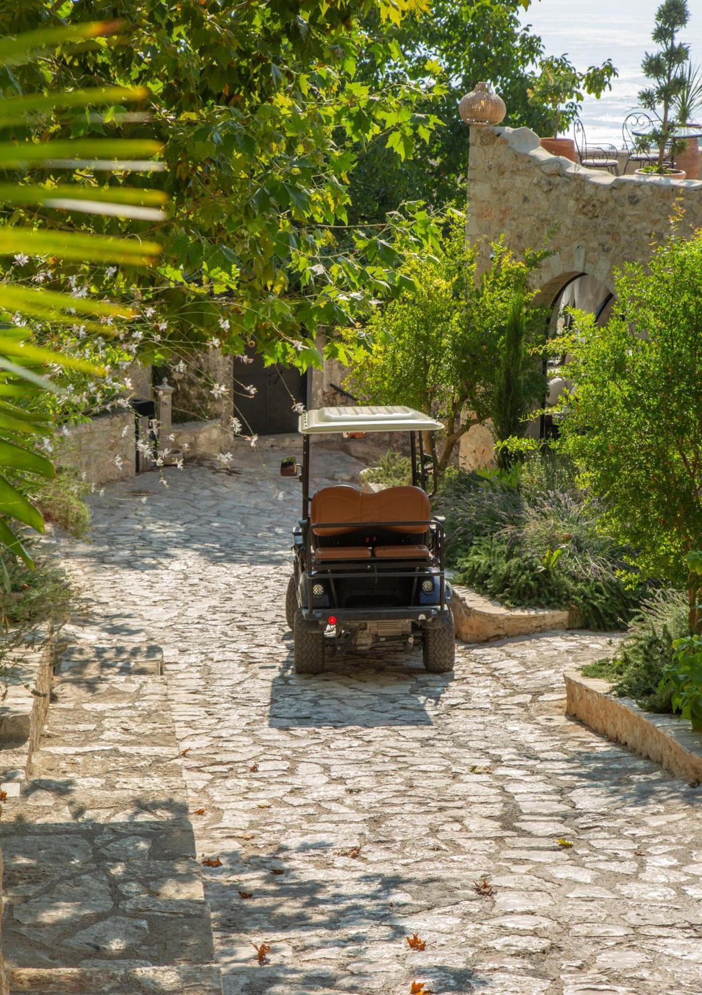 Zoe Hora Otel Dhërmi Dış mekan fotoğraf