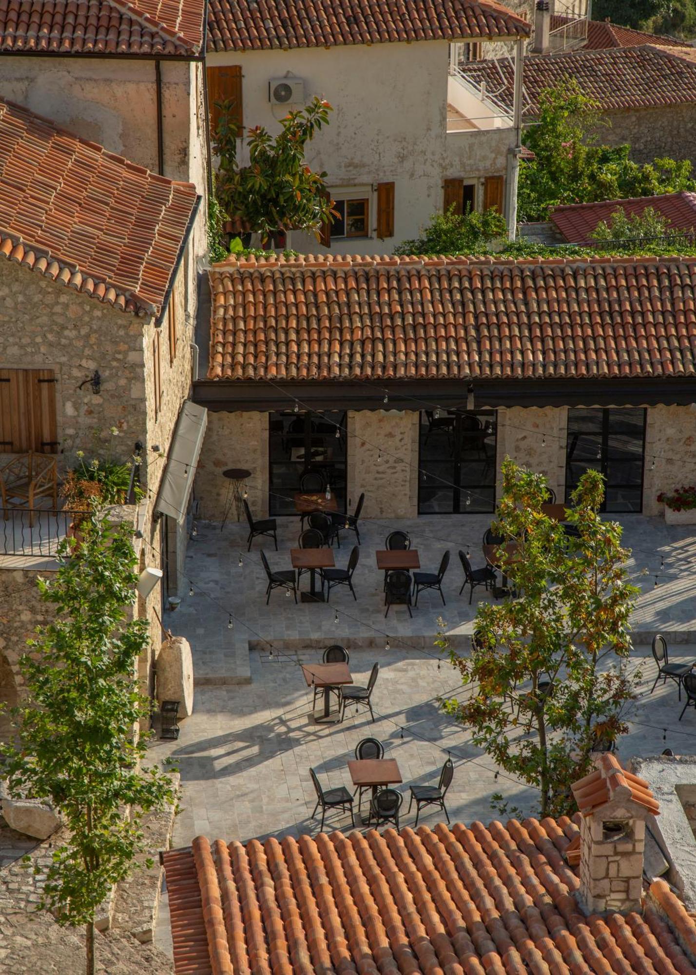 Zoe Hora Otel Dhërmi Dış mekan fotoğraf