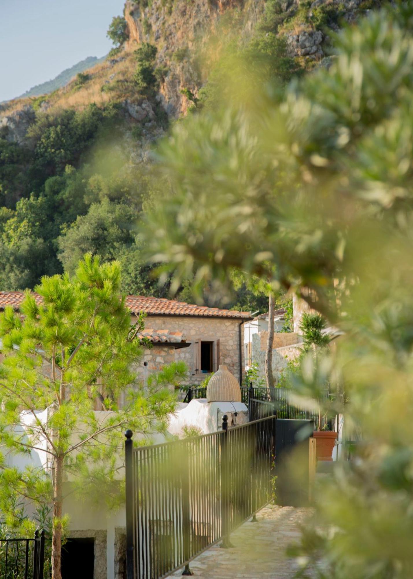 Zoe Hora Otel Dhërmi Dış mekan fotoğraf