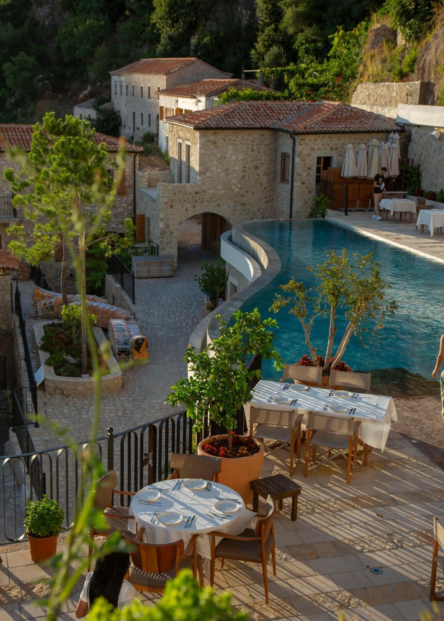 Zoe Hora Otel Dhërmi Dış mekan fotoğraf