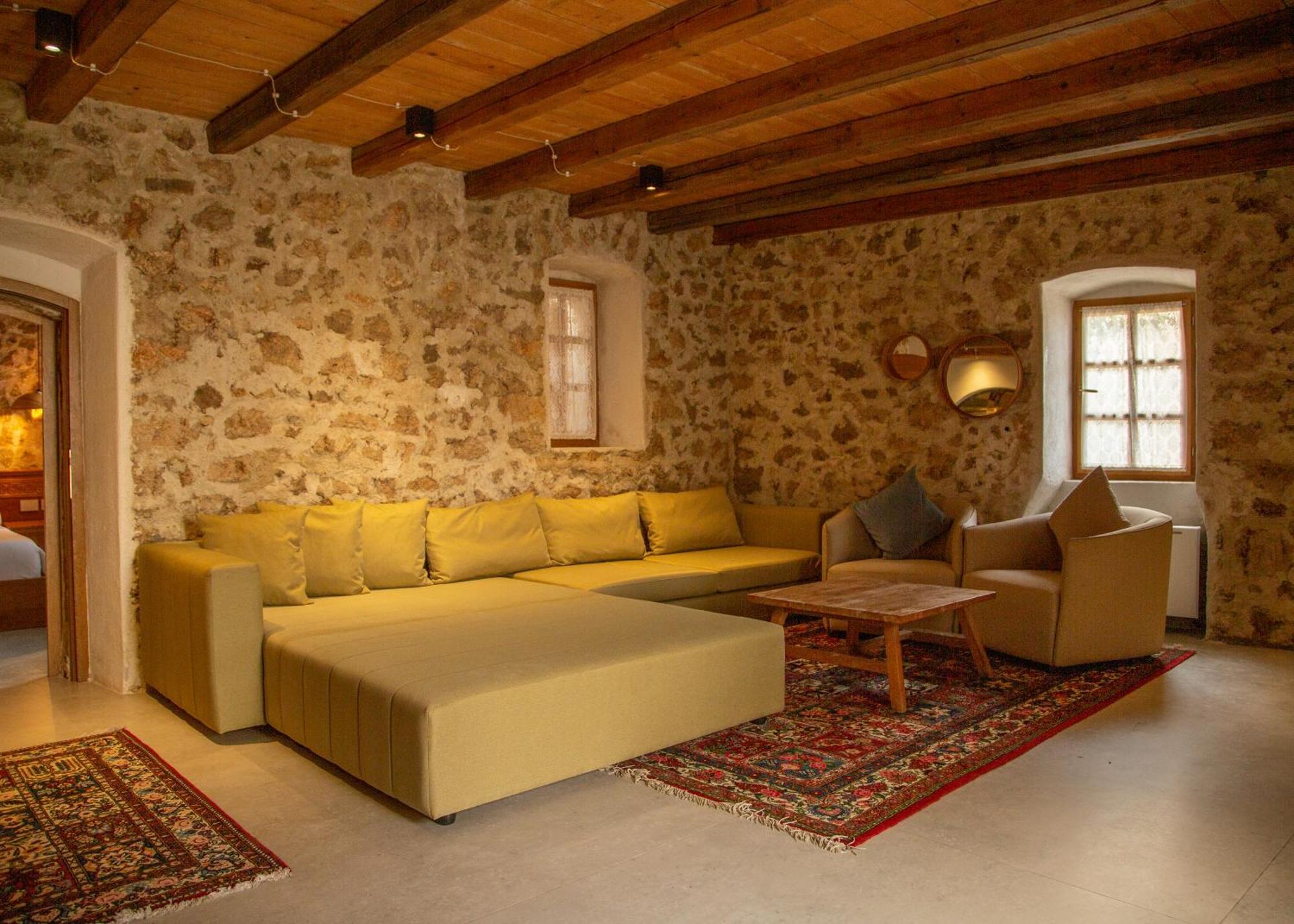Zoe Hora Otel Dhërmi Dış mekan fotoğraf